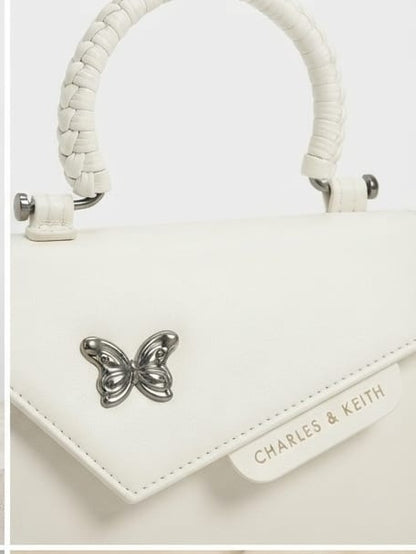 Exquisite white handbag